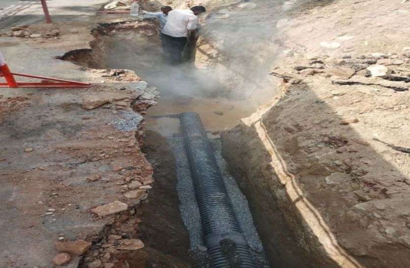 sewer line आनासागर जोन में 20 और सिटी जोन में 10 किमी सीवर लाइन डाली