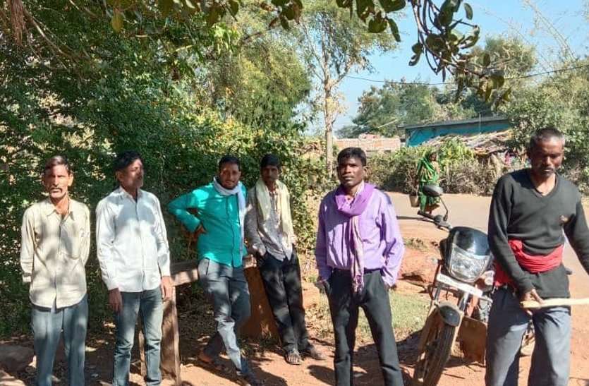 नहीं है गांव में हाइस्कूल, 10 किमी दूर मिलती है शिक्षा, परेशान होती है बेटियां नहीं है गांव में हाइस्कूल, 10 किमी दूर मिलती है शिक्षा, परेशान होती है बेटियां