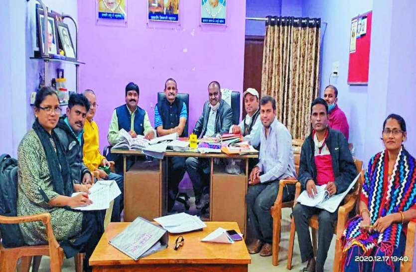 कूर्मि संझा में प्रदेशभर से जुटेंगे समाज के 200 लोग कूर्मि संझा में प्रदेशभर से जुटेंगे समाज के 200 लोग