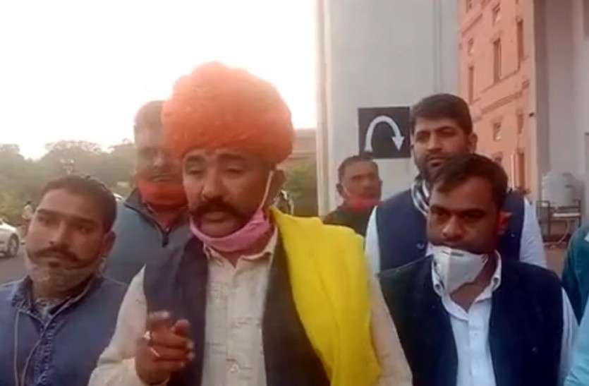 Rajasthan government talk with jat community failed राज्य सरकार से वार्ता बेनतीजा, नाराज़ जाट नेता बोले, ‘अब आंदोलन से होगी आर-पार की लड़ाई’
