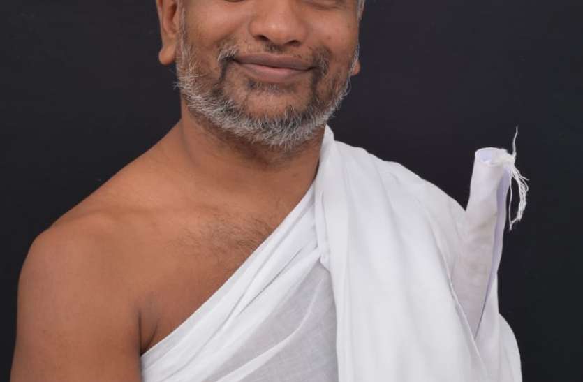 मुनि चारित्ररत्न विजय का 29वां दीक्षा दिवस मनाया मुनि चारित्ररत्न विजय का 29वां दीक्षा दिवस मनाया