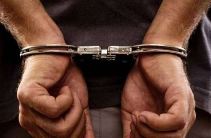 CBI arrested former MD of 2 companies in fraud cases सावधान: कहीं आपके साथ ना हो जाए ऐसा फ्रॉड, सीबीआई ने की बड़ी कार्रवाई