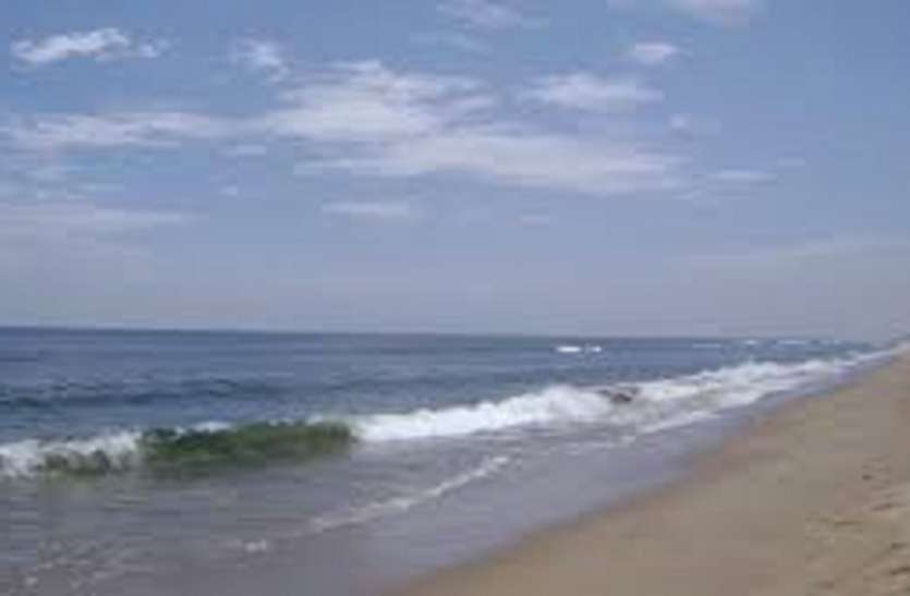 December 26 marks the 16th anniversary of the Indian Ocean tsunami वह सुबह याद कर आज भी सिहर जाते हैं लोग...