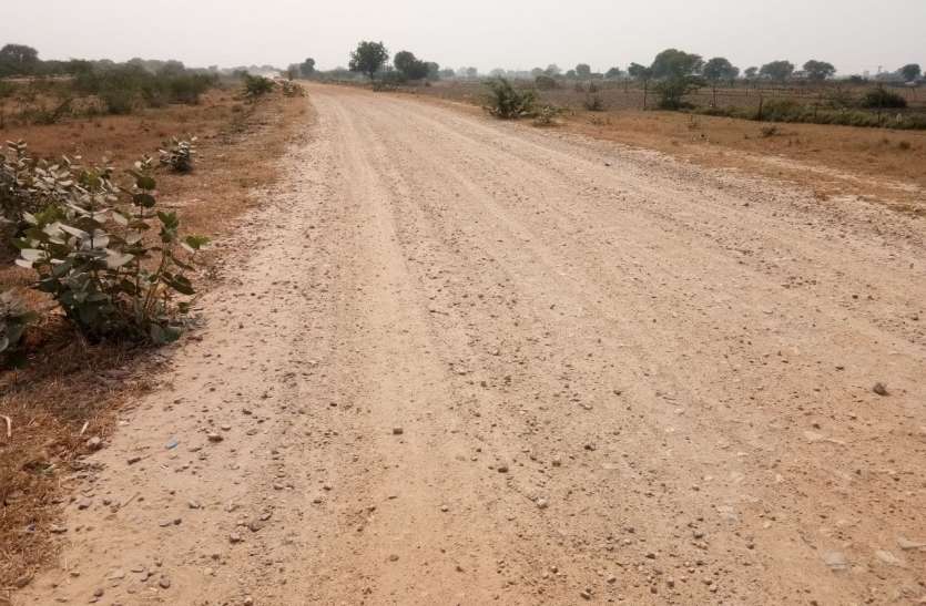 जानलेवा बना धूल का गुबार जानलेवा बना धूल का गुबार