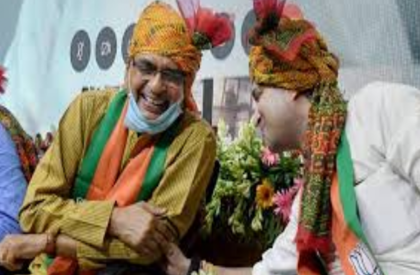 तीसरी बार सीएम से मिलेंगे सिंधिया, मंत्रिमंडल विस्तार और संगठन में अपने समर्थकों को दिला सकते हैं पद तीसरी बार सीएम से मिलेंगे सिंधिया, मंत्रिमंडल विस्तार और संगठन में अपने समर्थकों को दिला सकते हैं पद