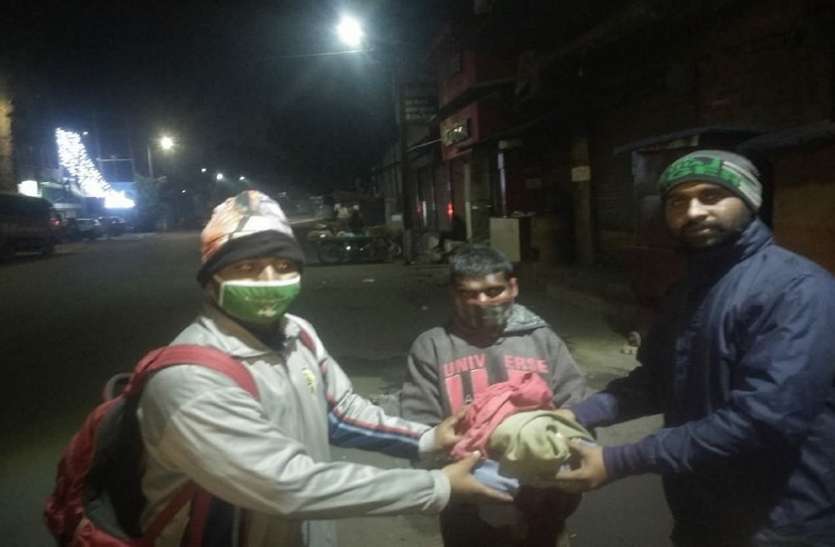 जबलपुर के सिक्रेट शांता इन युवाओं का मुरीद पूरा जबलपुर, कूट-कूट कर भरी है मानवीयता