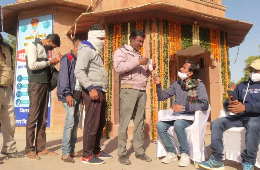 शहरी परकोटे में घूमेगी ‘जागरुकता की मशाल’ शहरी परकोटे में घूमेगी ‘जागरुकता की मशाल’