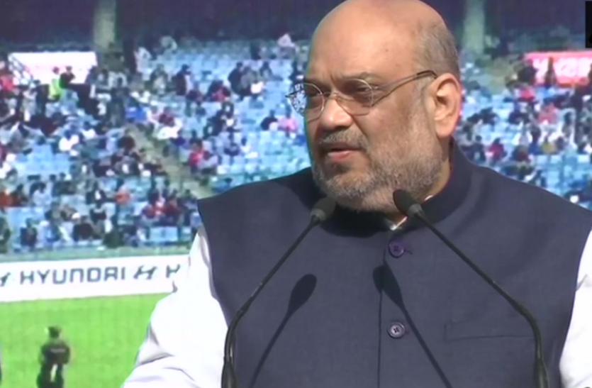 amit shah Amit Shah ने किया अरुण जेटली की प्रतिमा का अनावरण, कहा - संकट में हमेशा साथ दिया