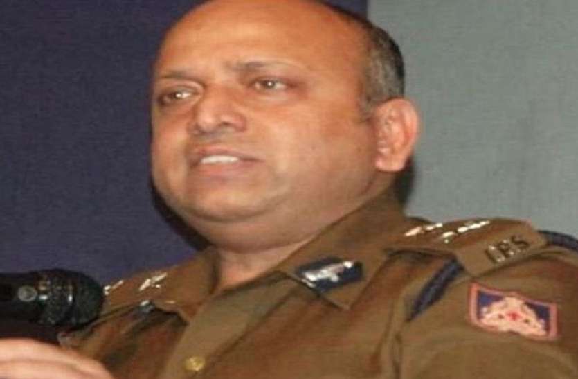 सेफ सिटी निविदा में पूरी पारदर्शिता : निंबालकर सेफ सिटी निविदा में पूरी पारदर्शिता : निंबालकर