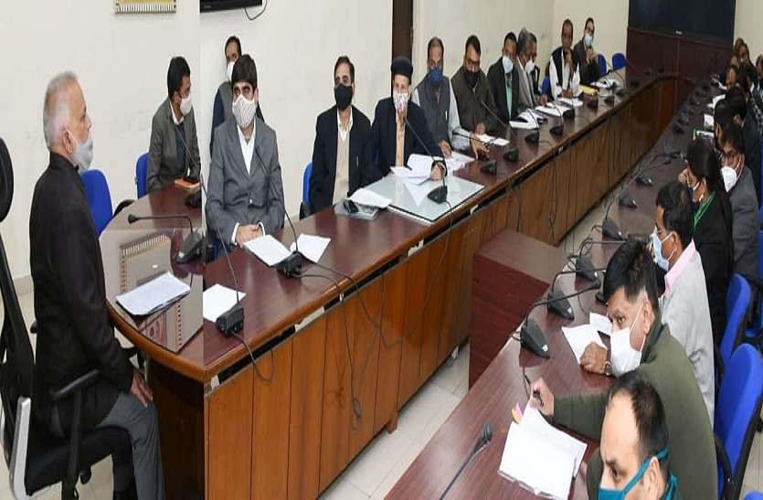 Chief Secretary reviewed preparations for Republic Day celebrations मुख्य सचिव ने गणतंत्र दिवस समारोह की तैयारियों की समीक्षा की