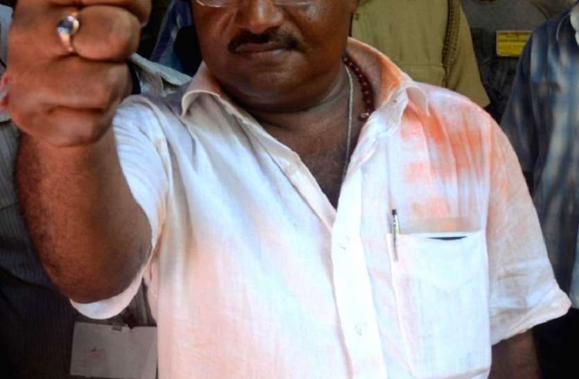 Unemployment in Bengal : बंगाल सरकार के पास बेरोजगारों का कोई हिसाब नहीं- भाजपा Unemployment in Bengal : बंगाल सरकार के पास बेरोजगारों का कोई हिसाब नहीं- भाजपा