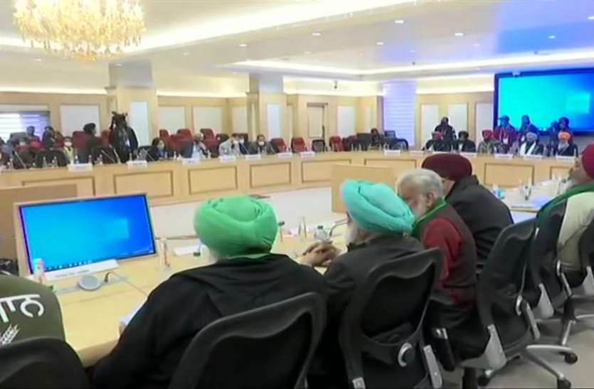 farmers_protest.jpeg किसानों के साथ 7वें दौर की बैठक खत्म, सरकार वापस नहीं लेगी कृषि कानून, 4 जनवरी को फिर होगी वार्ता