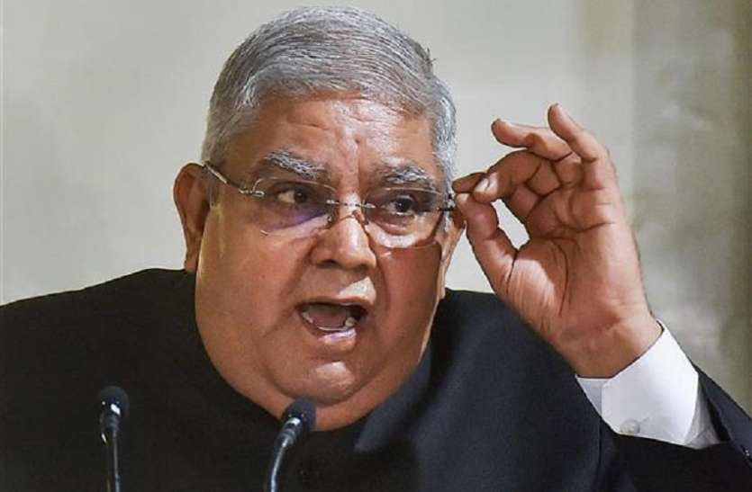 पश्चिम बंगाल में भयमुक्त और निष्पक्ष चुनाव नहीं होते: राज्यपाल पश्चिम बंगाल में भयमुक्त और निष्पक्ष चुनाव नहीं होते: राज्यपाल