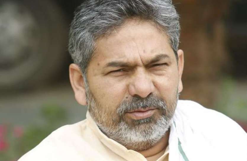 Rakesh Tikait किसान नेता राकेश टिकैत वार्ता से संतुष्ट दिखे, कहा- अगली बैठक में समस्या हल होगी