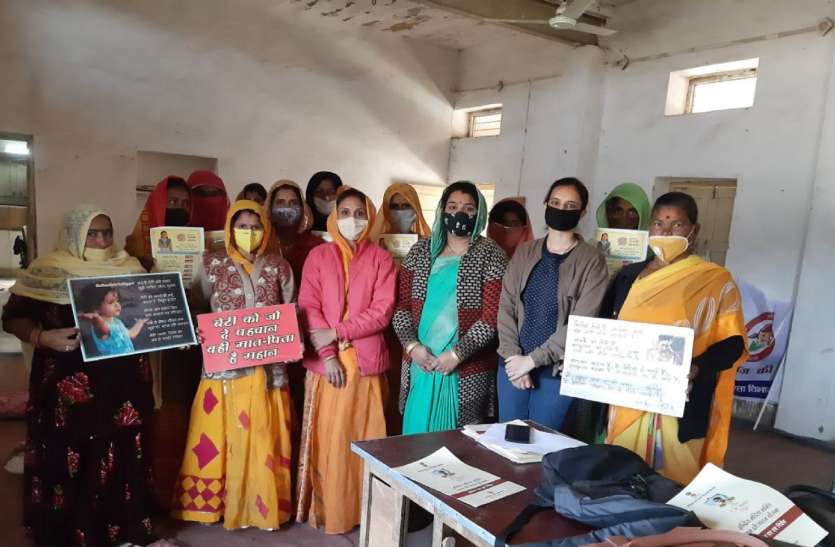 ग्राम्यांचलों में महिला सशक्तिकरण का आदर्श स्वरूप दर्शाएं : गोयल ग्राम्यांचलों में महिला सशक्तिकरण का आदर्श स्वरूप दर्शाएं : गोयल