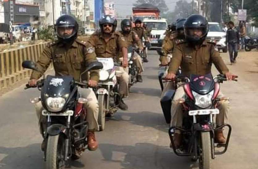 165 killed in road accident ओवर टेक और अत्यधिक गति के चलते रही हैं दुर्घटनाएं