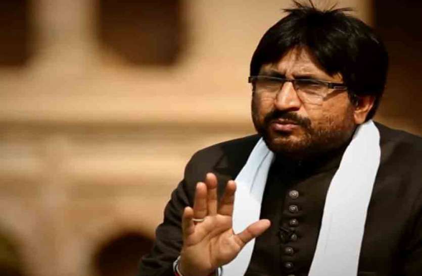 शमील शम्सी ने मौलाना डॉ० यासूब अब्बास को लेकर दिया ये बयान शमील शम्सी ने मौलाना डॉ० यासूब अब्बास को लेकर दिया ये बयान
