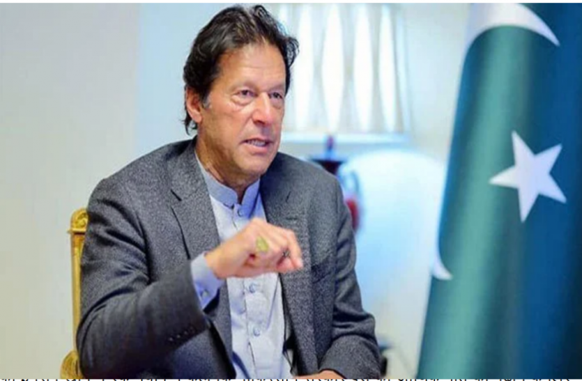 imran_khan.jpg इमरान खान ने की चीन के विकास मॉडल की प्रशंसा, कहा- हम गरीबी हटाने के लिए अपनाएंगे चीनी तरीका