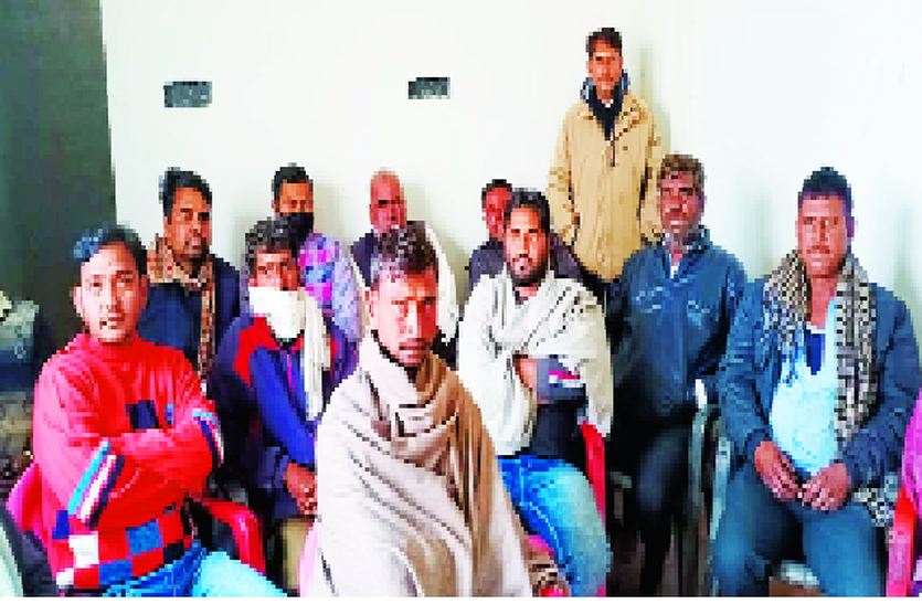 farmers - सरकार किसानों की समस्या का शीघ्र करे समाधान farmers - सरकार किसानों की समस्या का शीघ्र करे समाधान