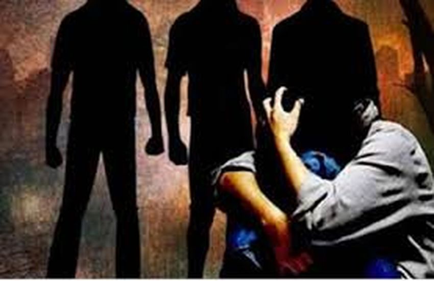 4 नकाबपोश आदमियों ने किया लड़की का सामूहिक बलात्कार, 24 घंटों के अंदर चारों गिरफ्तार