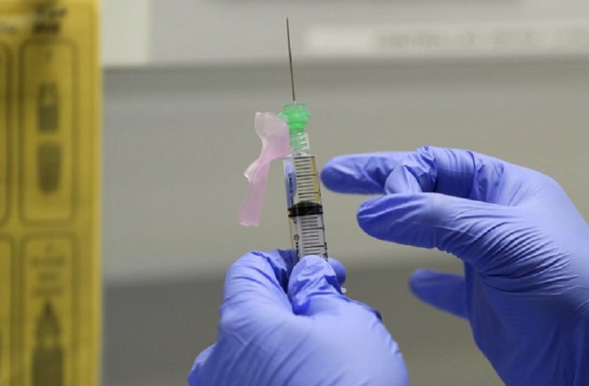 Corona Vaccine की मंजूरी के बाद आपस में क्यों भिड़े भारत बायोटेक और सीरम इंस्टीट्यूट? Corona Vaccine की मंजूरी के बाद आपस में क्यों भिड़े भारत बायोटेक और सीरम इंस्टीट्यूट?