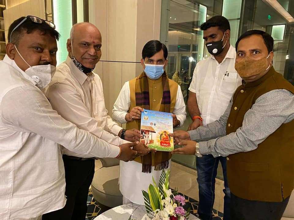 SURAT NEWS DAYRI: सजा अन्नकूट, मना पाटोत्सव