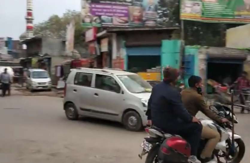 2_2.jpg यातायात नियमों का पालन न होना सड़क हादसों का बना मुख्य कारण