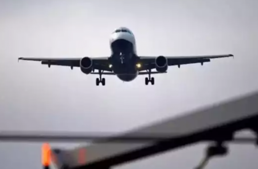 Air Travel for only 899 rs in spicejet, you will get 1000 rs voucher मात्र 899 रुपए में करें हवाई जहाज का सफर, साथ में मिलेगा 1000 रुपए का वाउचर