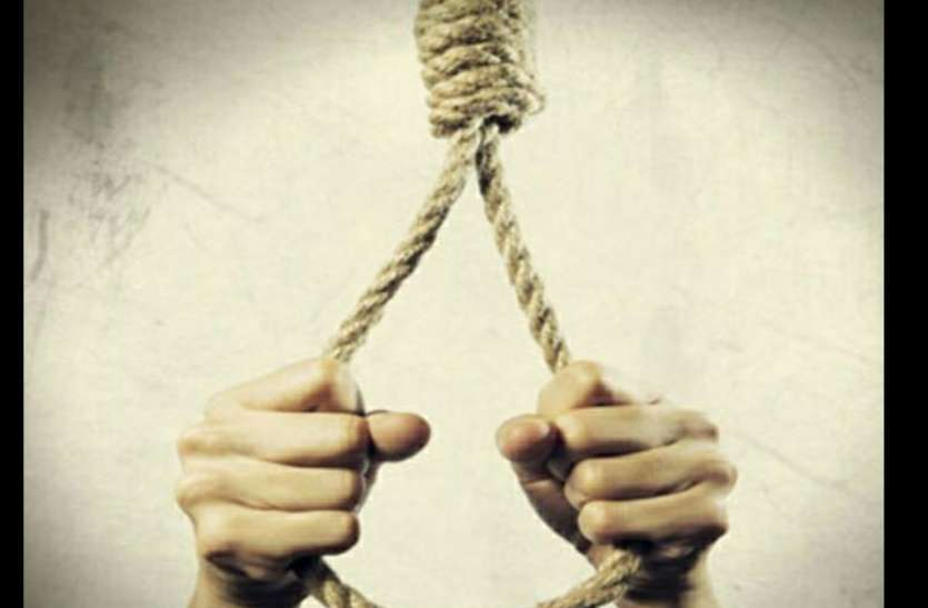 suicide_6194154_835x547-m.jpg मेडिकल कॉलेज बना सुसाइड प्वाइंट, 72 घंटे में दो लोगों ने की आत्महत्या