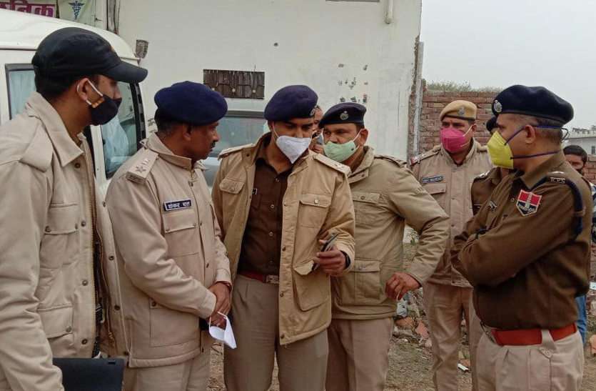 a1.jpg लिव इन रिलेशनशिप में रह रहे महिला-पुरुष की गोली मारकर हत्या, वारदात के बाद मृतका का बेटा फरार