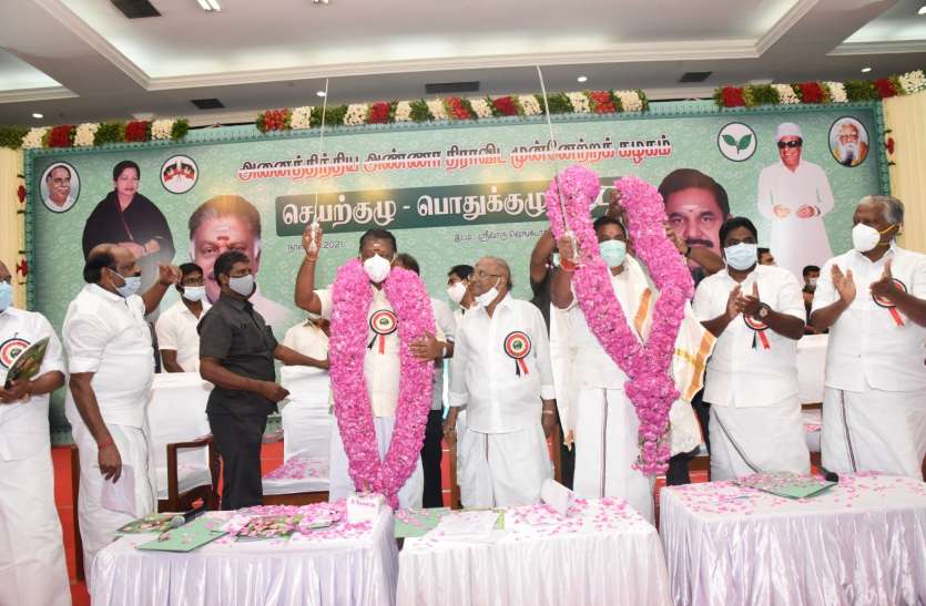 Palaniswamy ही होंगे सीएम पद प्रत्याशी Palaniswamy ही होंगे सीएम पद प्रत्याशी
