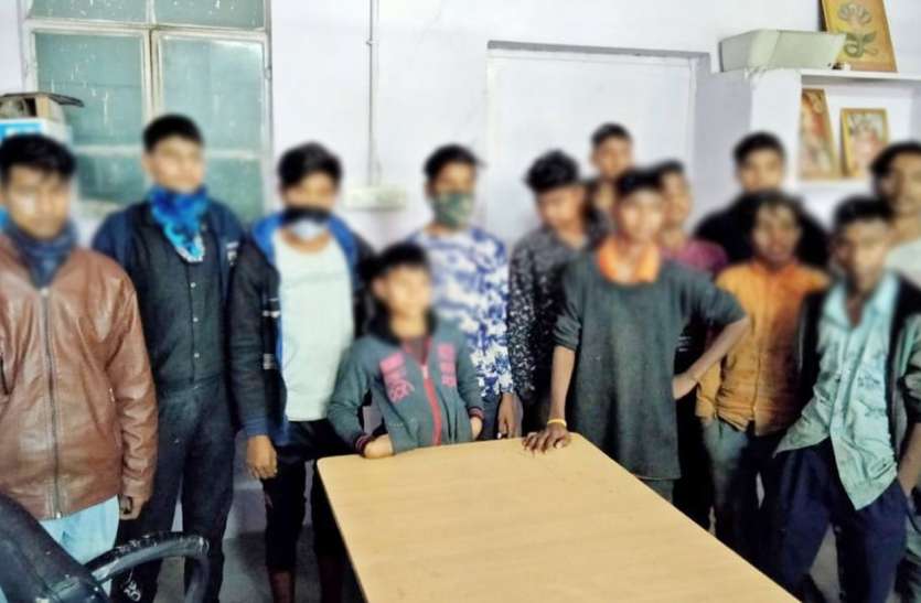 होटल, कारखानों से 12 बाल श्रमिकों को कराया मुक्त होटल, कारखानों से 12 बाल श्रमिकों को कराया मुक्त