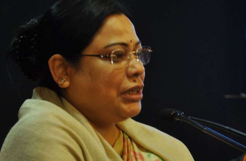 गुजरात की राह चलेगा पश्चिम बंगाल- देबाश्री चौधरी गुजरात की राह चलेगा पश्चिम बंगाल- देबाश्री चौधरी