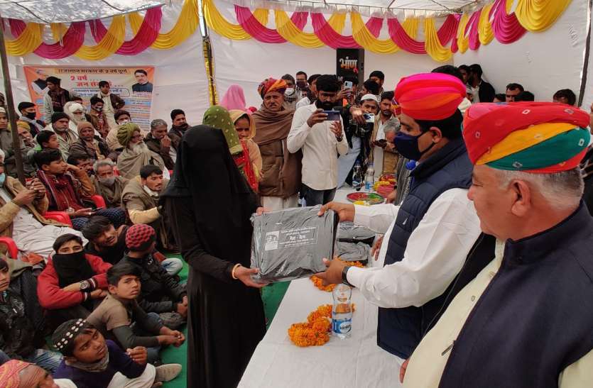 अधिकारी आपस में समन्वय बनाकर करें आमजन की समस्याओं का निस्तारण : मंत्री अधिकारी आपस में समन्वय बनाकर करें आमजन की समस्याओं का निस्तारण : मंत्री