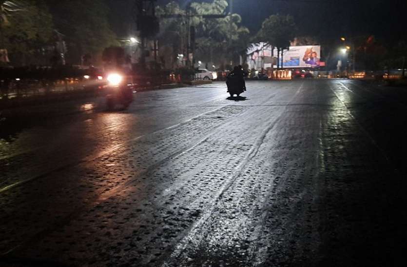 मौसम का मिजाज बारिश से मौसम में आई तब्दीली, हाड़कंपाऊ ठंड के आसार