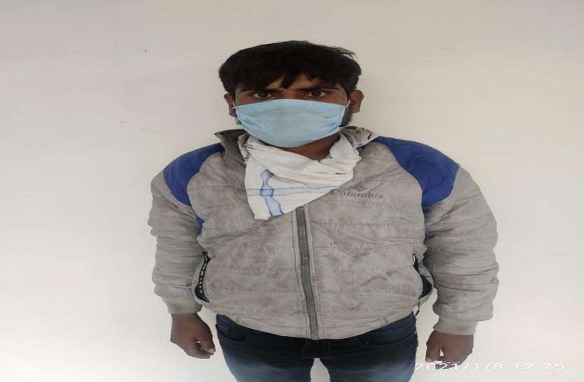 लॉकडाउन में चाय नहीं बिकी तो तस्करी से जुड़ गया, फ्लाइट से गांजा लेने जाता था लॉकडाउन में चाय नहीं बिकी तो तस्करी से जुड़ गया, फ्लाइट से गांजा लेने जाता था