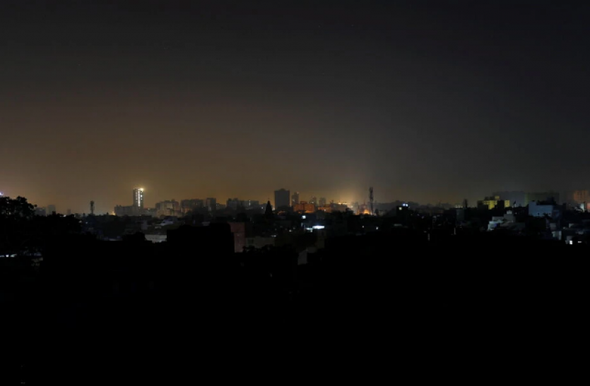pak blackout Pakistan में पावर ब्लैकआउट, इस्लामाबाद से लेकर लाहौर तक बिजली गुल