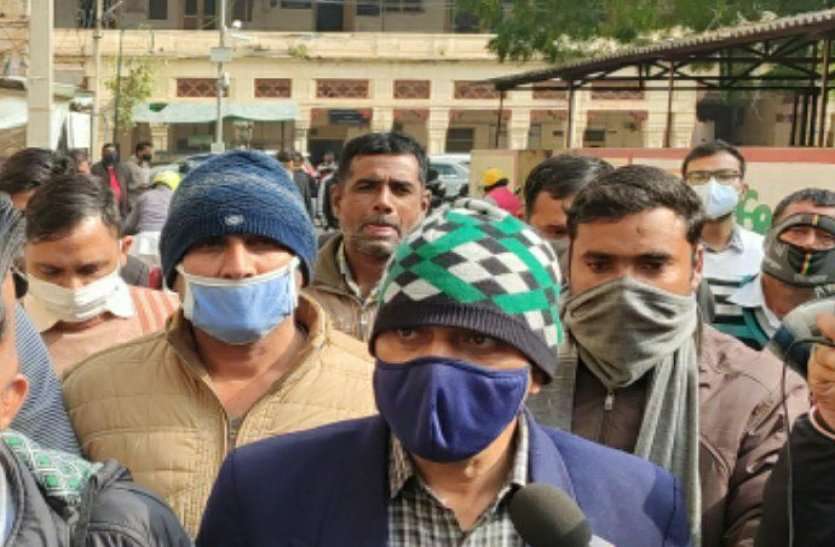 Rajasthan Police DSP Sapat Khan In Central Jail Alwar राजस्थान पुलिस में DSP, तीन लाख रूपए की रिश्वत ली, अब सेंट्रल जेल के बैरेक 3 का कैदी