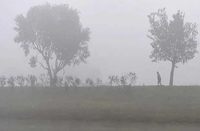 Weather Update : एक बार फिर मचलेगा मौसम का मन, चलेगी शीत लहर गिरेगा पारा Weather Update : एक बार फिर मचलेगा मौसम का मन, चलेगी शीत लहर गिरेगा पारा