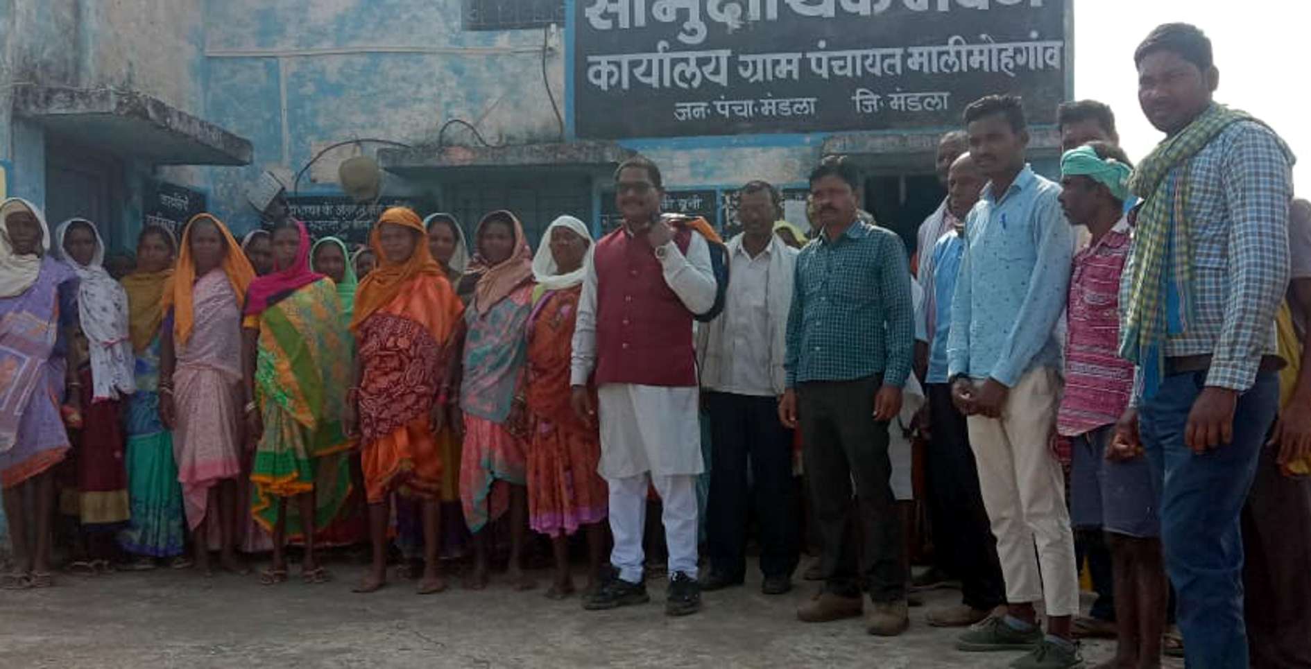 नगर पालिका के ट्रेंचिंग ग्राउंड से ग्रामीणों को आपत्ति