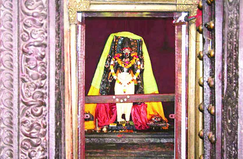 राजिम दाई अउ राजीवलोचन मंदिर राजिम दाई अउ राजीवलोचन मंदिर