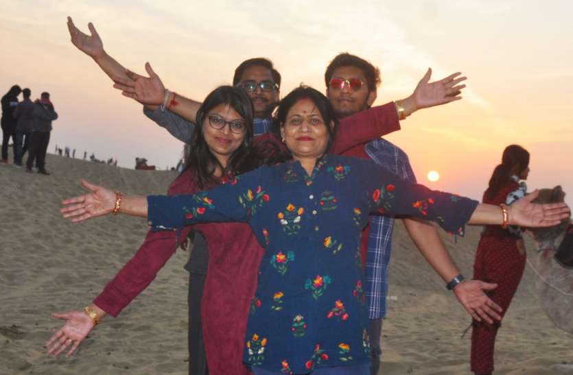कहीं घूमने जाना है तो चलो जैसलमेर कहीं घूमने जाना है तो चलो जैसलमेर