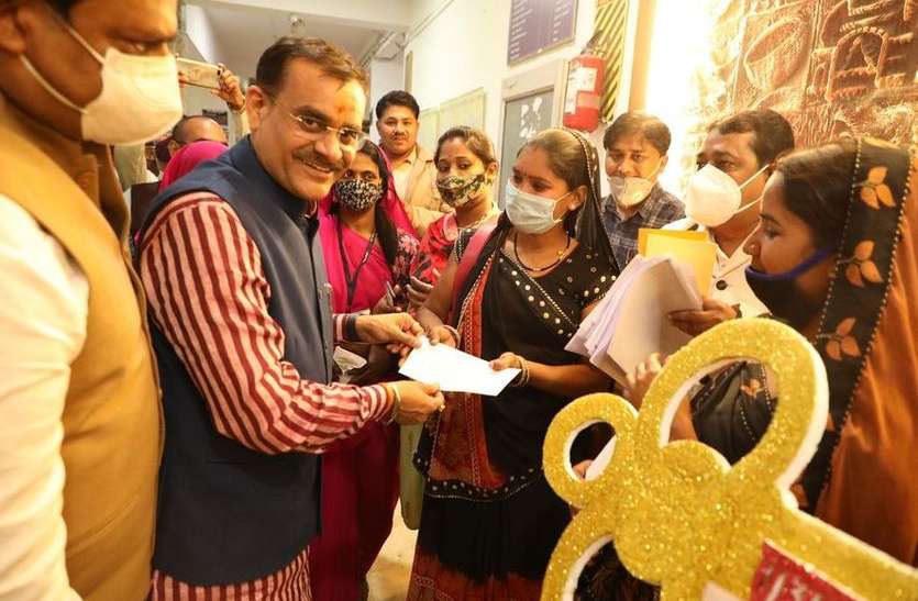 Air strip, MP, VD Sharma, public representative, sanjay pathak इस शहर को जल्द मिलेगा मिनी हवाई अड्डा