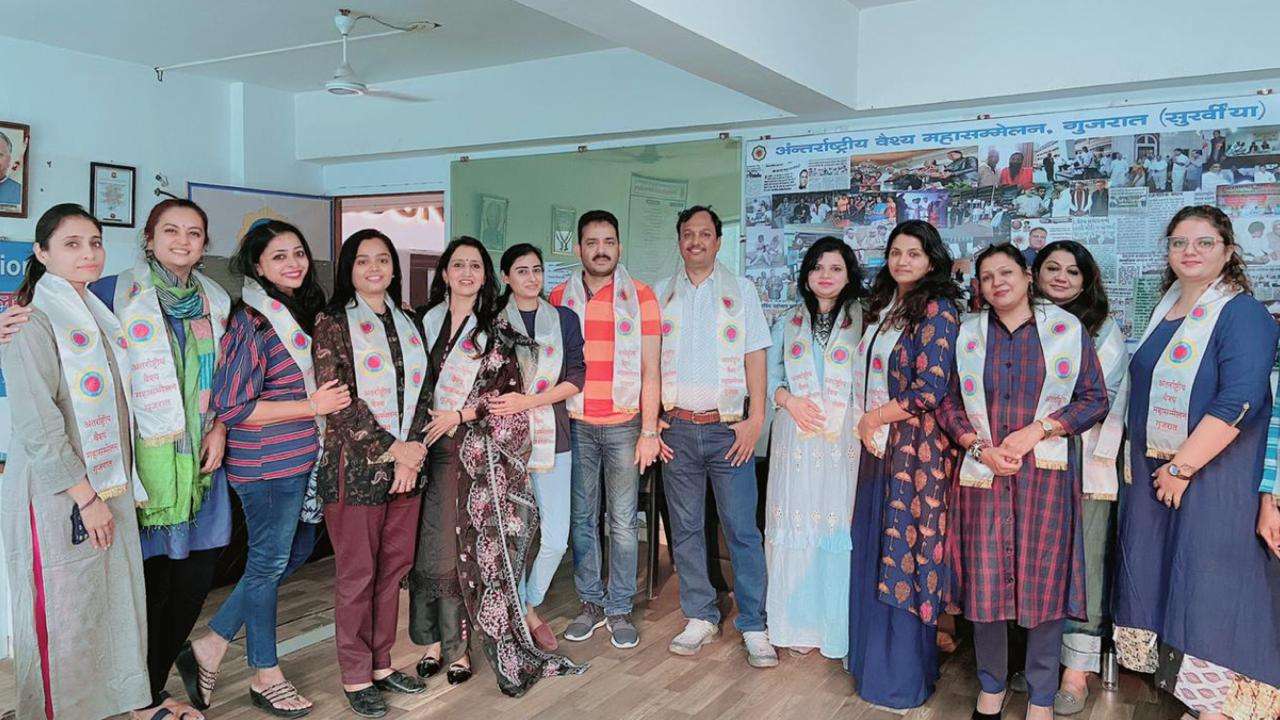 SURAT NEWS DAYRI: आठ स्थलों पर लगेंगे स्टॉल, संग्रह करेंगे गौ ग्रास