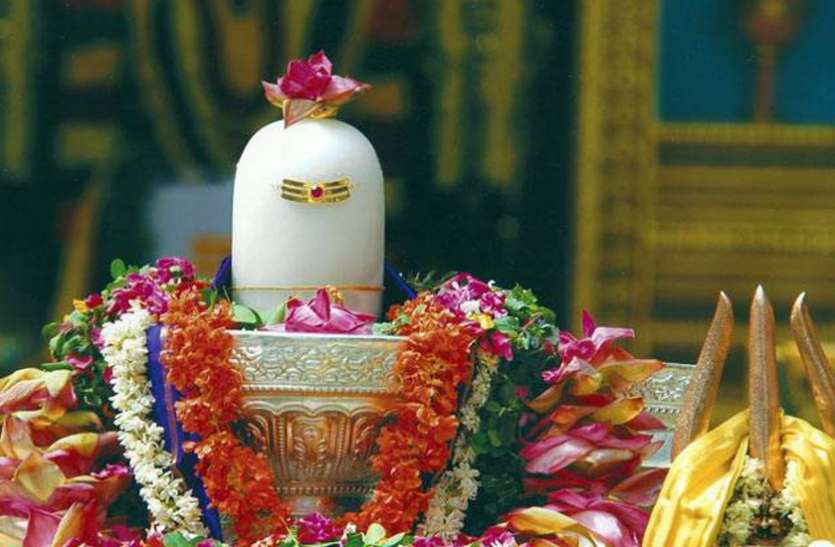 Mahadev Abhishek महादेव का ऐसे करें अभिषेक, व्यापार और नौकरी में होंगे चमत्कारी फायदे