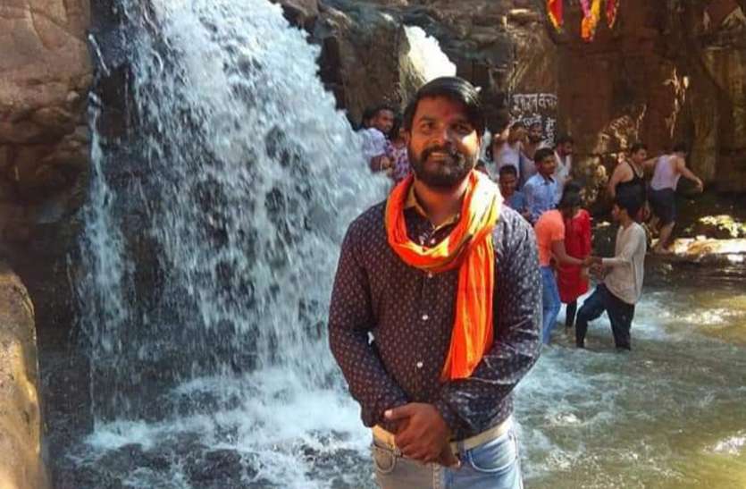 युवाओं में भर रहे हम सुधरेंगे, जग सुधरेगा की भावना युवाओं में भर रहे हम सुधरेंगे, जग सुधरेगा की भावना