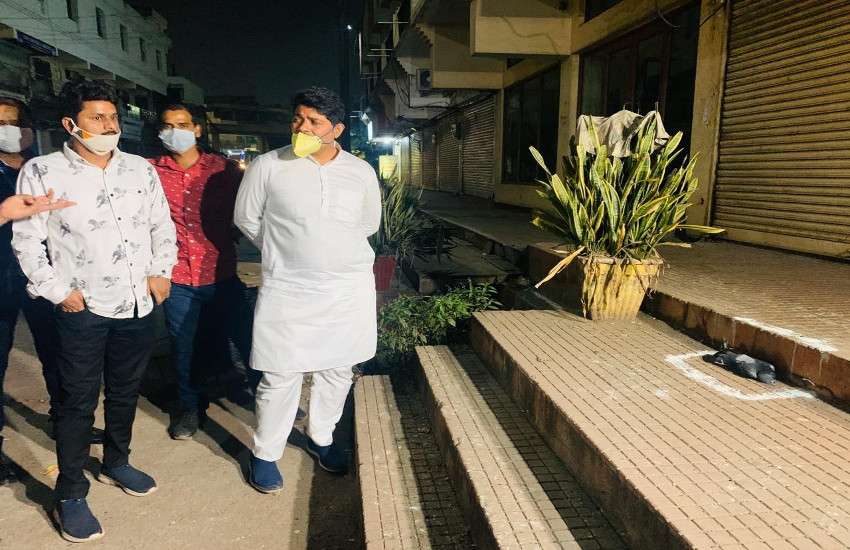छत्तीसगढ़ : रायपुर में बर्ड फ्लू की आशंका, पंडरी बस स्टैंड में मिले करीब 20 मरे कबूतर
