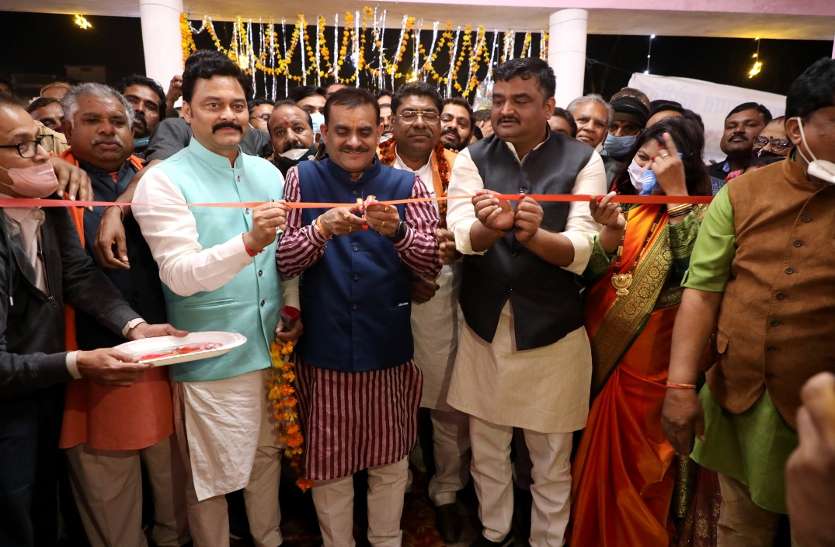2600 करोड़ रुपये की लिफ्ट एरीगेशन योजना से दूर होगा पठार क्षेत्र का जल संकट 2600 करोड़ रुपये की लिफ्ट एरीगेशन योजना से दूर होगा पठार क्षेत्र का जल संकट