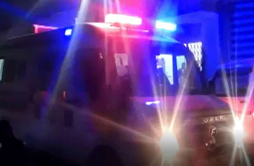 10 people dead, 5 ill after consuming poisonous liquor in MP Morena मध्यप्रदेश के मुरैना में जहरीली शराब पीने से 10 की मौत, 5 गंभीर रूप से बीमार
