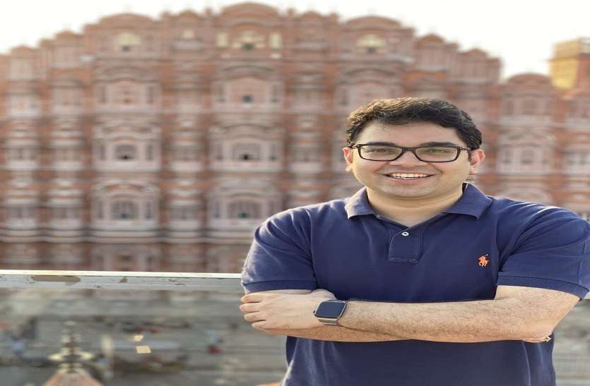 50 लाख का पैकेज छोडकर, कलाकारों के प्रोत्साहन के लिए आगे आए 50 लाख का पैकेज छोडकर, कलाकारों के प्रोत्साहन के लिए आगे आए